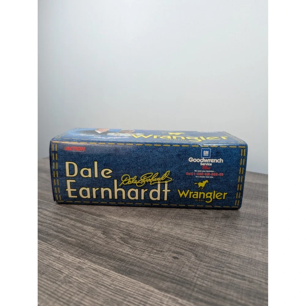 Action Racing Collectibles Dale Earnhardt Wrangler 1999 LE 1:24‎ Diecast Car - Picture 2 of 7